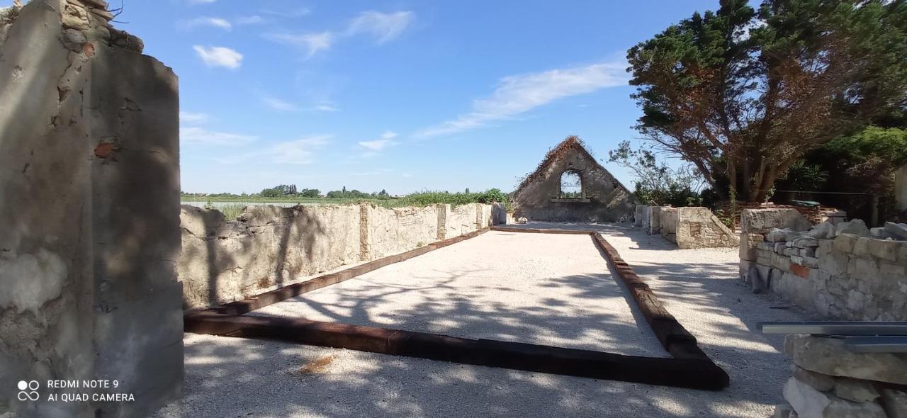 Le Mas Neuf 1752 Arles Exterior photo